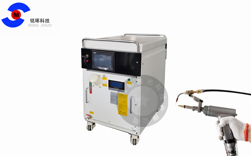 小型自動加絲手持式激光焊接機